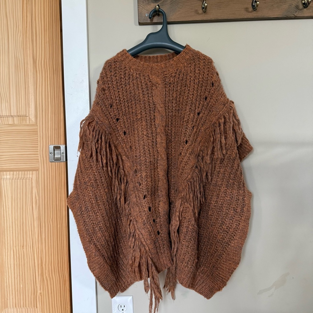 Cozy Burnt Orange Knit Poncho with Fringe